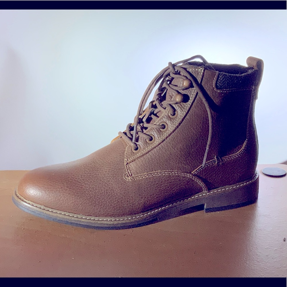 NIB Dr. School’s brown men’s shoe sz 9